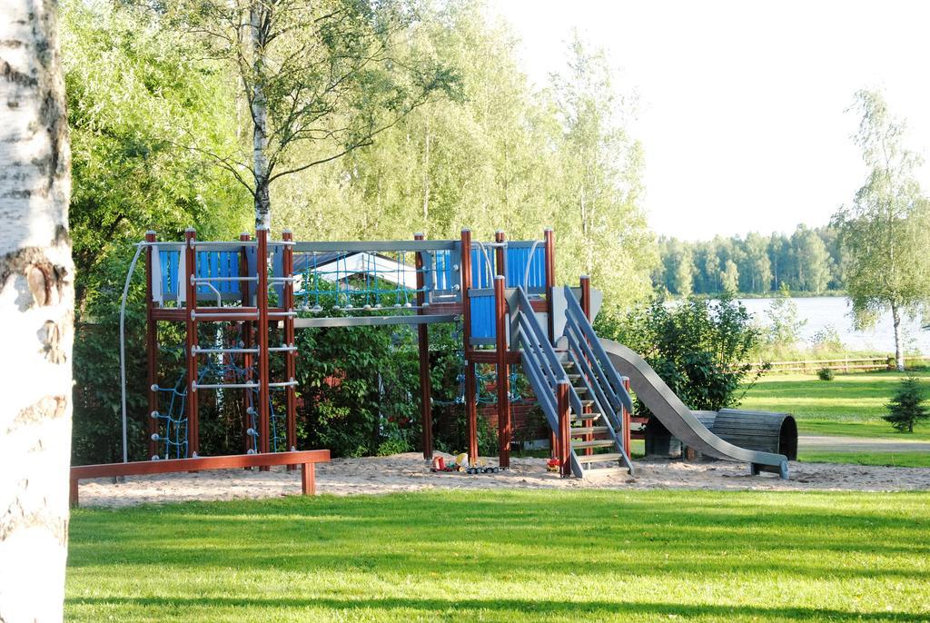 Tastulan Lomakylae Hotel Kaustinen ภายนอก รูปภาพ