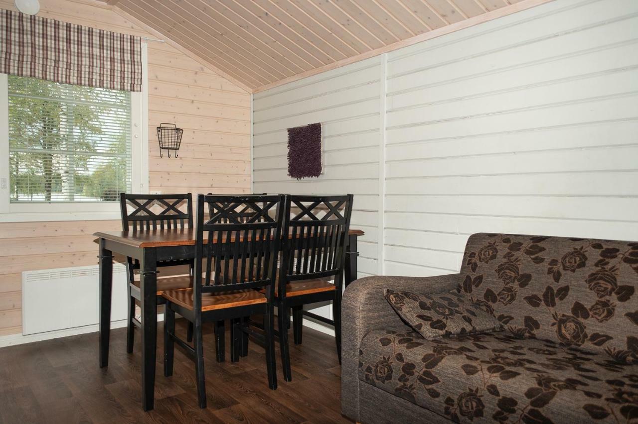 Tastulan Lomakylae Hotel Kaustinen ภายนอก รูปภาพ